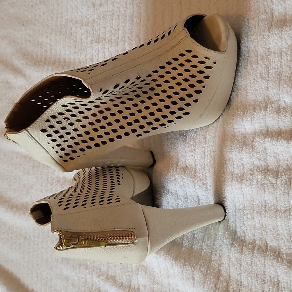 Used white platform - Picture 2 of 3